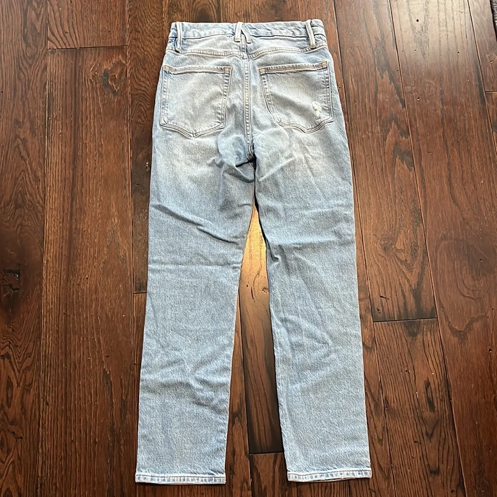 Good American Sz 4/27 High Waisted, Straight Leg Light Wash Denim Jeans - Picture 2 of 15